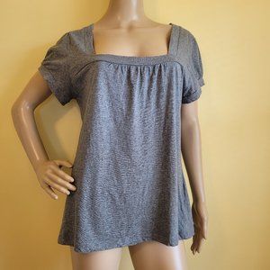 Gray Short-sleeve Square-neck Cotton Top – Size XL